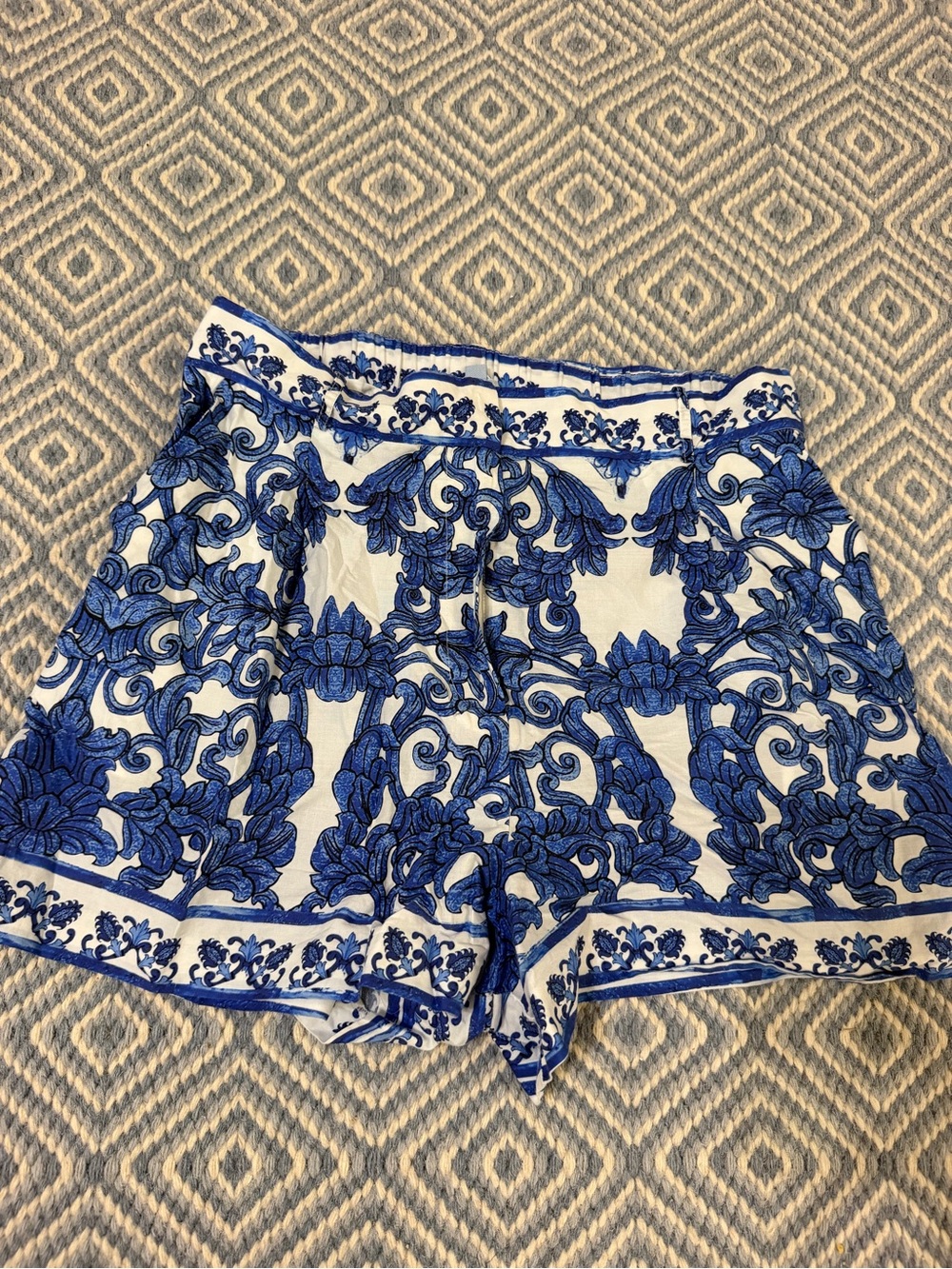 ANTONIO MELANI Blue and White Floral Scroll High-Waist Shorts